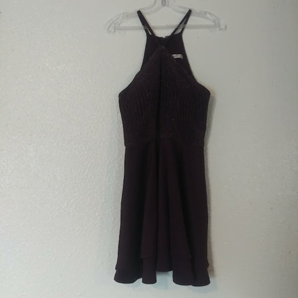 Xtraordinary women's size 9 plum metallic haltar dress